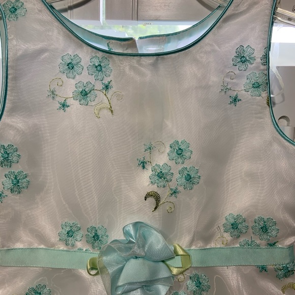 Short-Sleeve Cardigan & Floral Dress - Picture 3 of 5